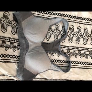 Under Armour Sports bra